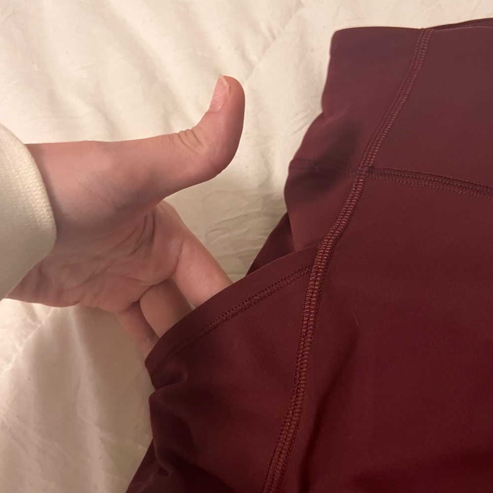 Lululemon Wunder Under Leggings - Picture 5 of 7